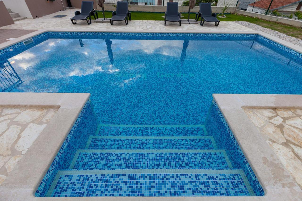 Appartement Sunny Garden Adria à Split Extérieur photo