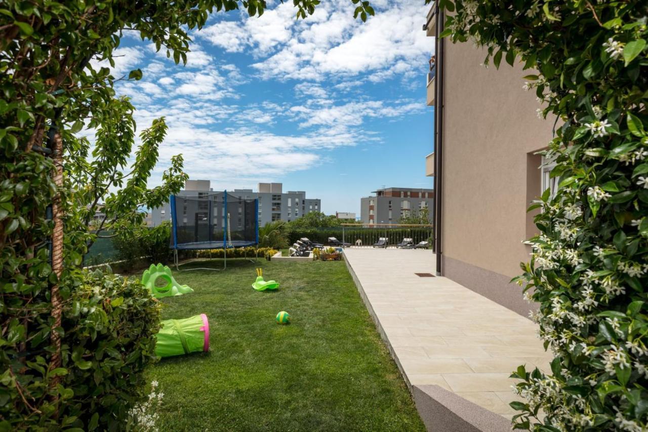 Appartement Sunny Garden Adria à Split Extérieur photo